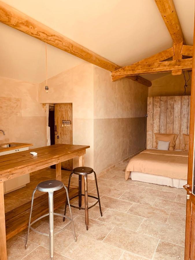 Bed and Breakfast Le Vieux Portail Saint-Saturnin-lès-Apt Zewnętrze zdjęcie