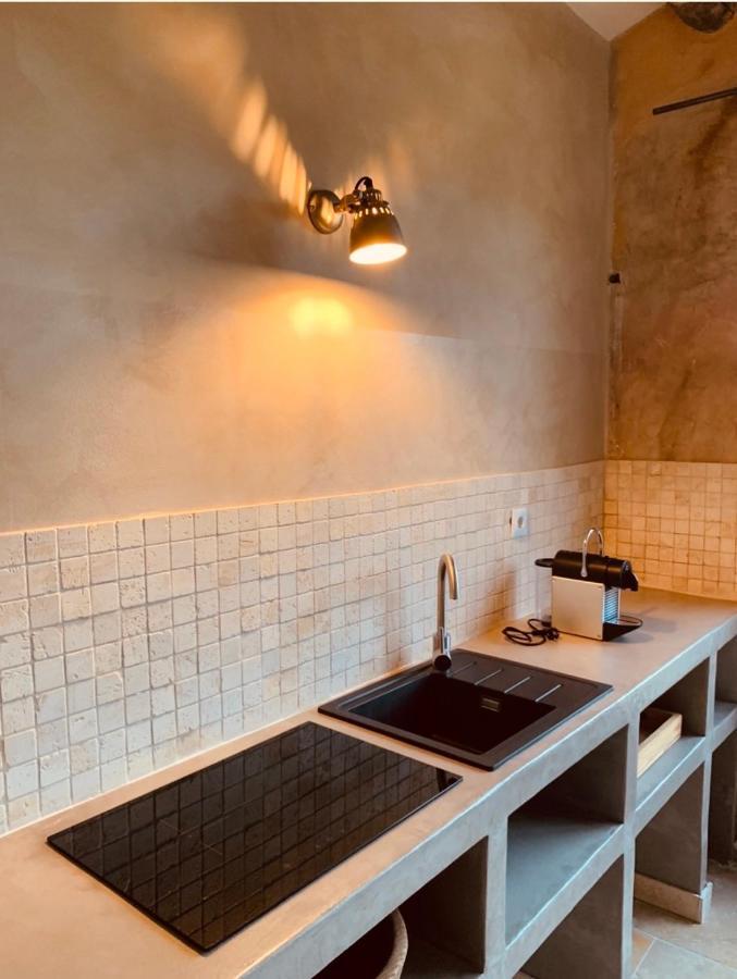 Bed and Breakfast Le Vieux Portail Saint-Saturnin-lès-Apt Zewnętrze zdjęcie