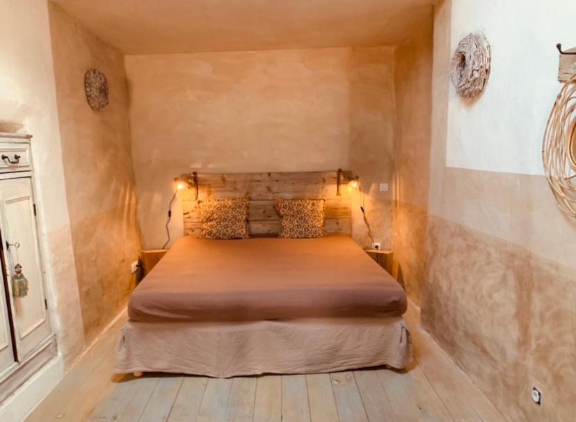 Bed and Breakfast Le Vieux Portail Saint-Saturnin-lès-Apt Zewnętrze zdjęcie