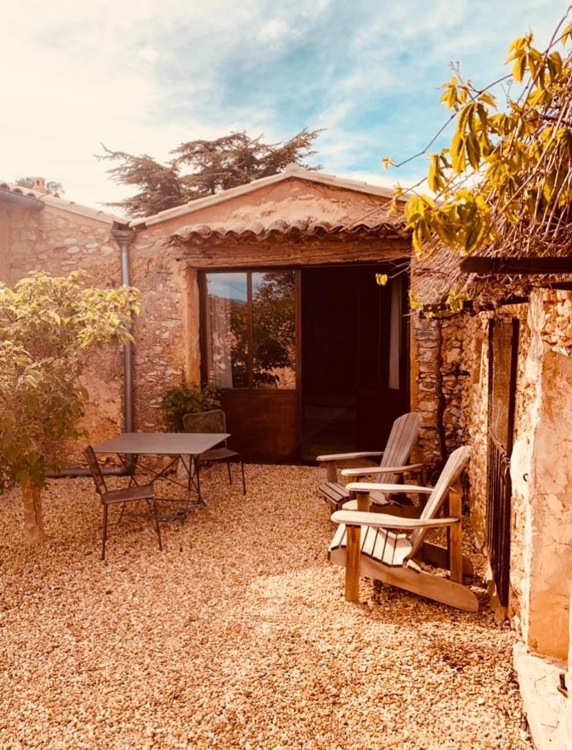 Bed and Breakfast Le Vieux Portail Saint-Saturnin-lès-Apt Zewnętrze zdjęcie