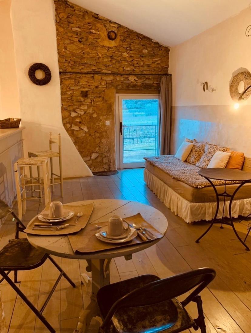 Bed and Breakfast Le Vieux Portail Saint-Saturnin-lès-Apt Zewnętrze zdjęcie