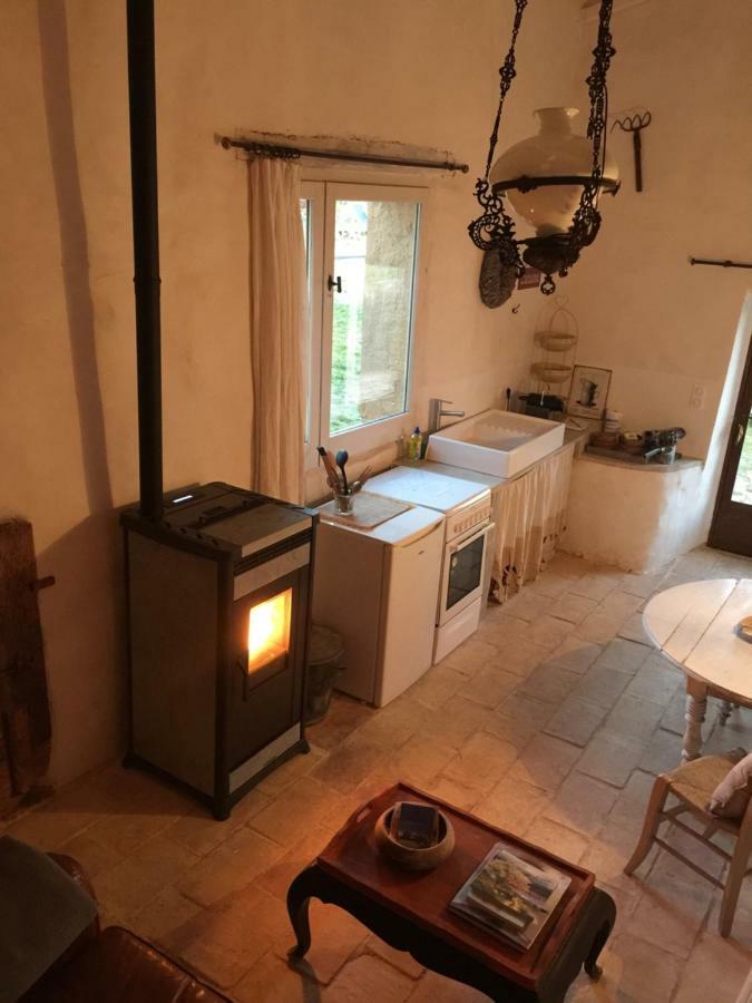 Bed and Breakfast Le Vieux Portail Saint-Saturnin-lès-Apt Zewnętrze zdjęcie
